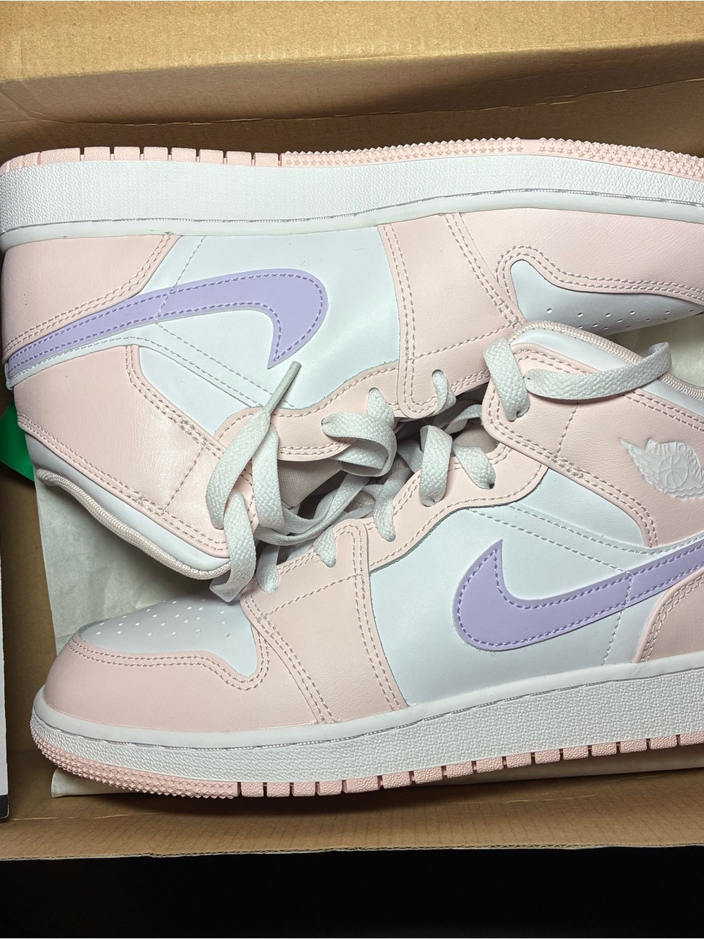 Jordan kids Mid Sneakers in Pastel Pink, Lavender & White